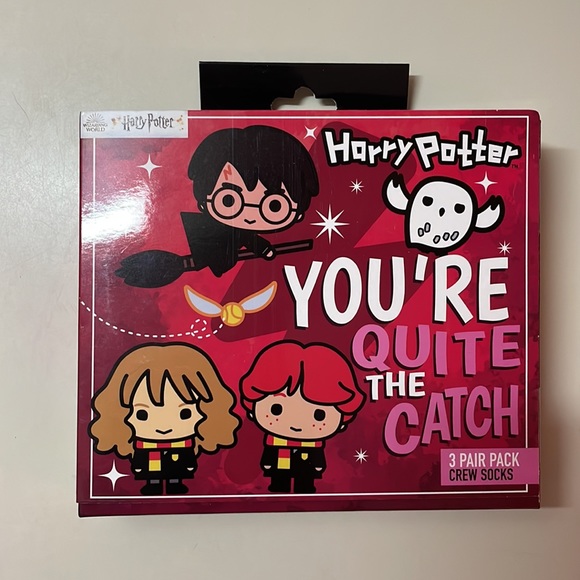 2/$30 Harry Potter 3 Pair Pack Crew Socks - Picture 5 of 9